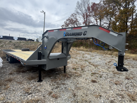 New 2026 Diamond C FMAX210 Flatbed Trailer, PACESETTER EDITION, HYD DISC BRAKES,HYD DOVETAIL&JACKS, ALUMINUM & OUTER WHEELS