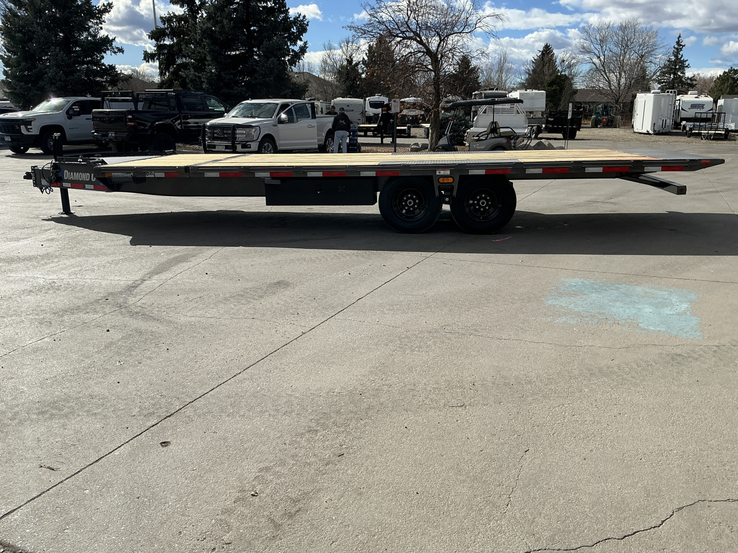New 2026 Diamond C DET207 24X102 Flatbed Trailer