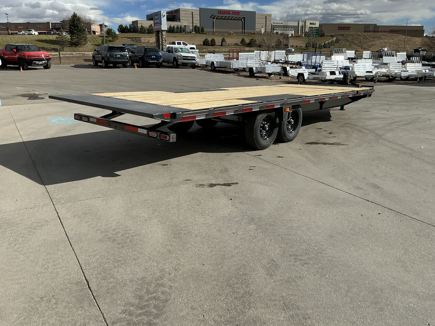 New 2026 Diamond C DET207 24X102 Flatbed Trailer