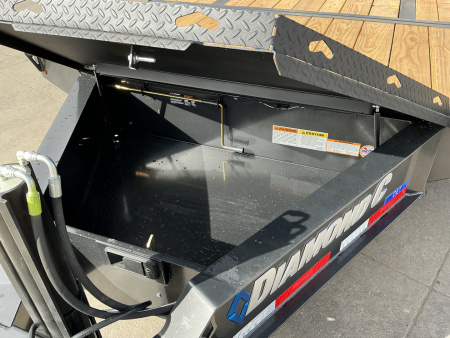 New 2026 Diamond C DET207 24X102 Flatbed Trailer