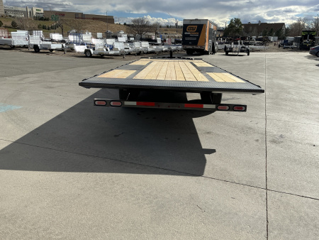 New 2026 Diamond C DET207 24X102 Flatbed Trailer