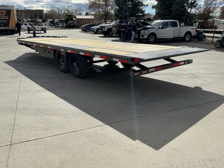 New 2026 Diamond C DET207 24X102 Flatbed Trailer