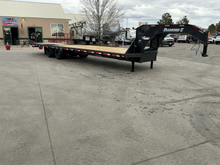 New 2026 Diamond C FMAX212 HDT 35X102 Gooseneck Bodies