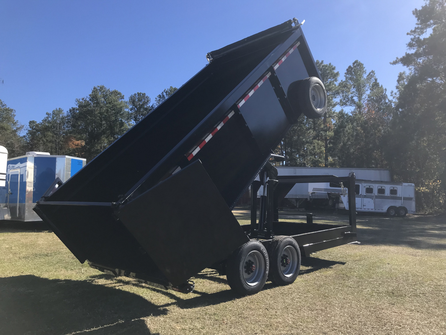 New 2026 Hawke Trailers 7X16GN18K Dump Trailer