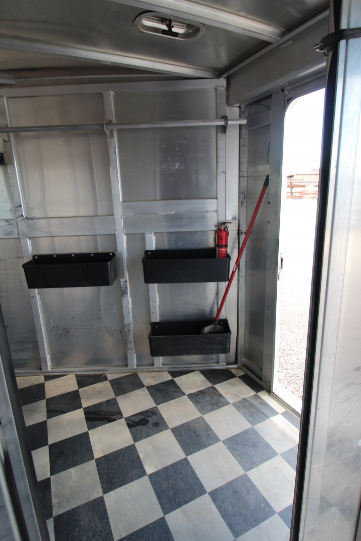 Used 2008 Featherlite Trailers 8541-4H Horse Trailer