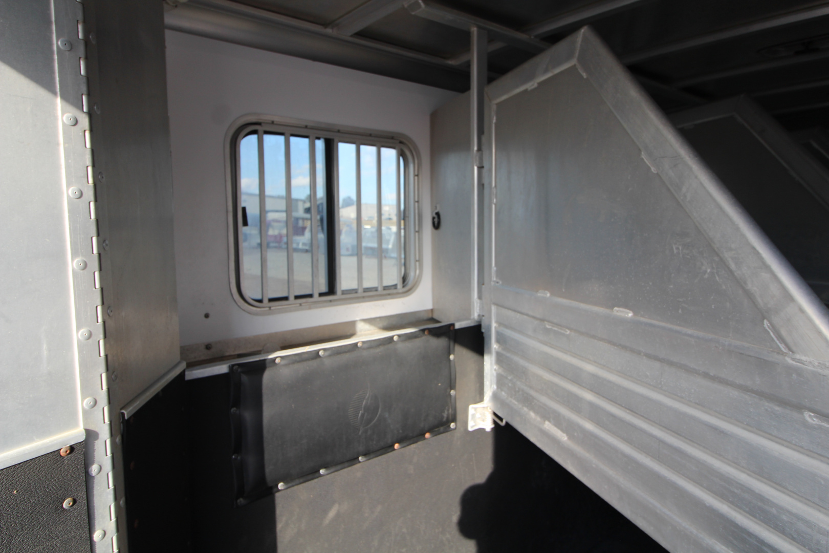 Used 2008 Featherlite Trailers 8541-4H Horse Trailer