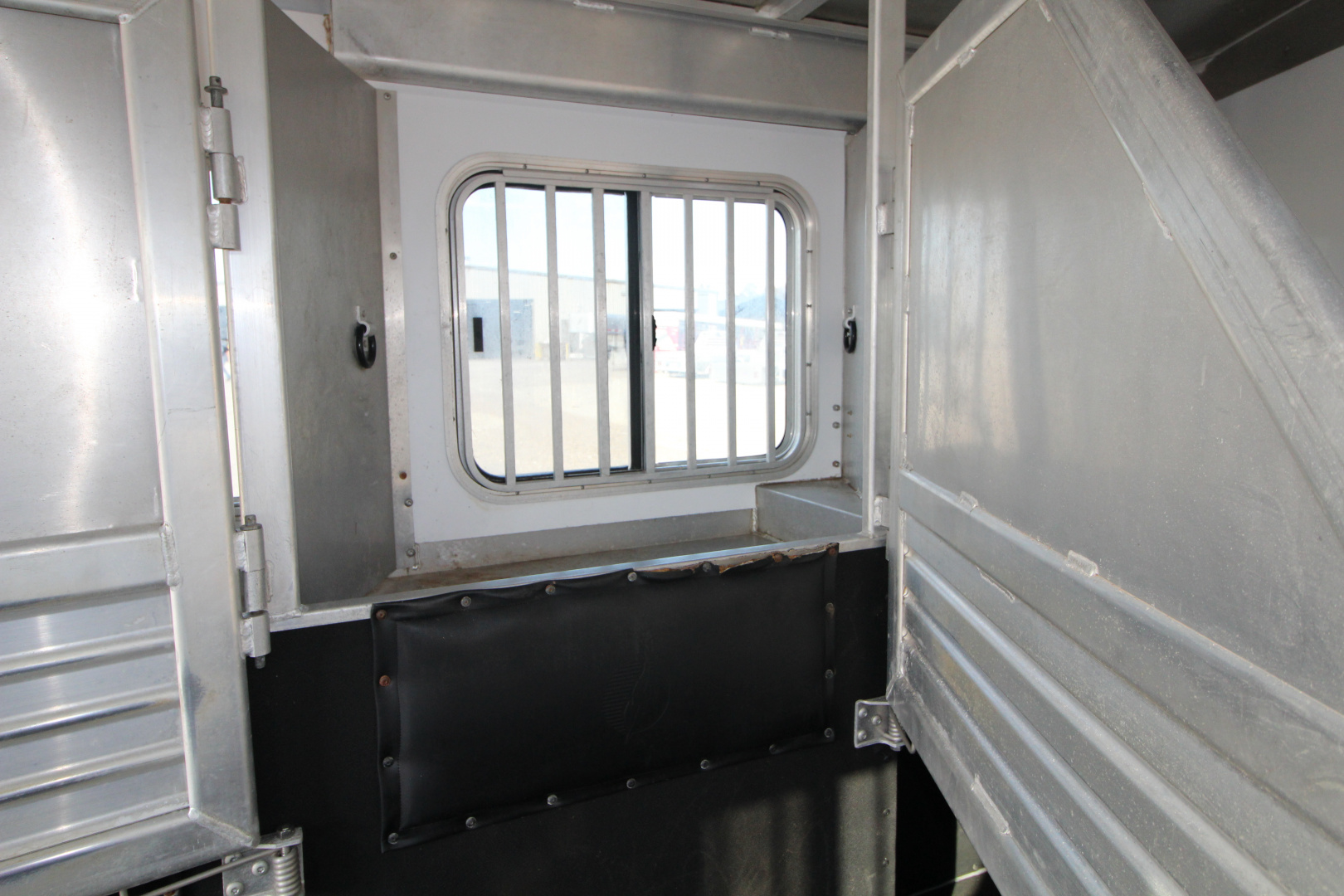 Used 2008 Featherlite Trailers 8541-4H Horse Trailer