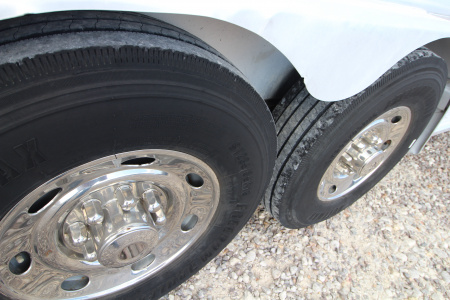 Used 2008 Featherlite Trailers 8541-4H Horse Trailer