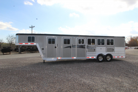 Used 2008 Featherlite Trailers 8541-4H Horse Trailer