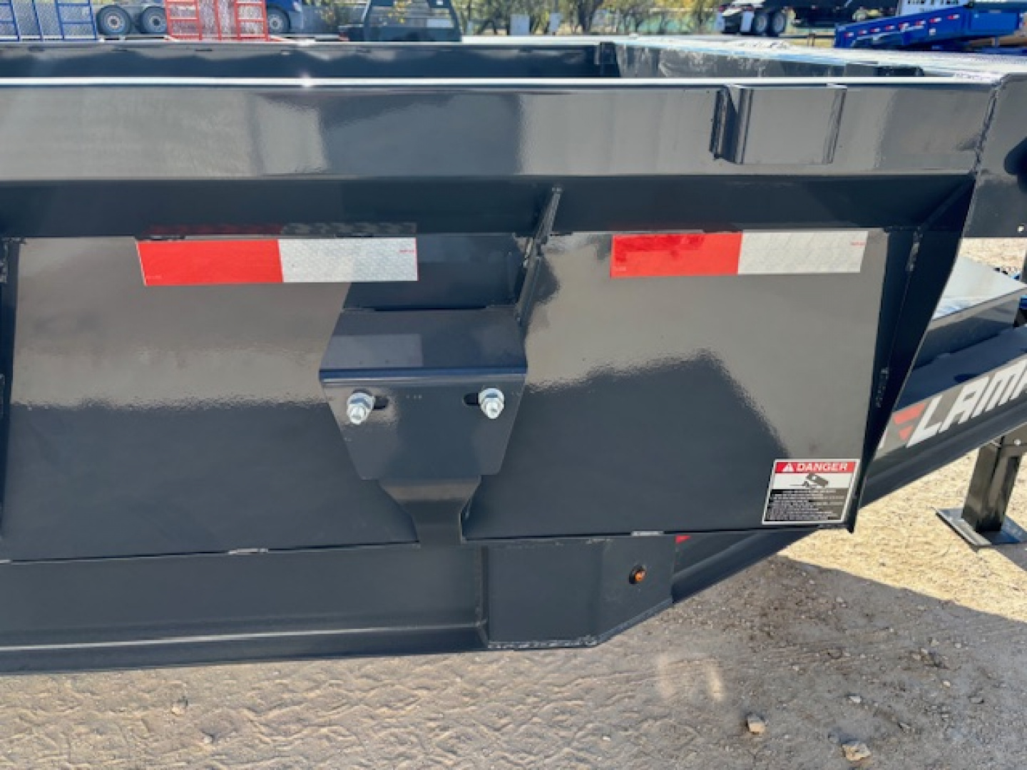 New 2026 Lamar Trailers BD 83" X 16' DL - 14K LOW-PRO DUMP