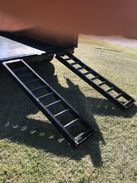 New 2026 Hawke Trailers 7X16GN15K Dump Trailer
