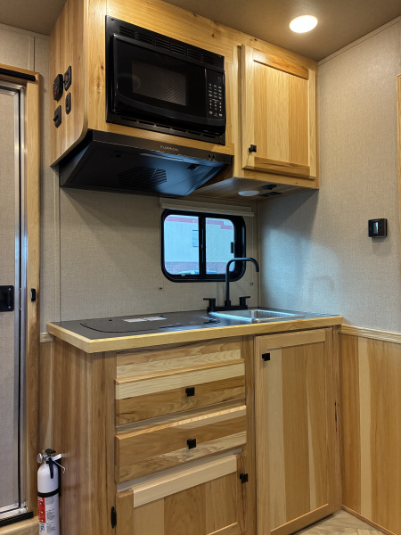 New 2026 Lakota 3H 9' LQ Horse Trailer