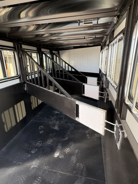 New 2025 Rover Trailers TETON GOOSENECK 4 Horse Trailer