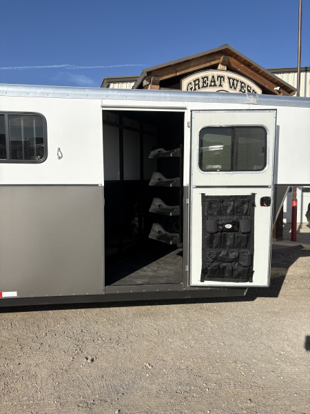New 2025 Rover Trailers TETON GOOSENECK 4 Horse Trailer