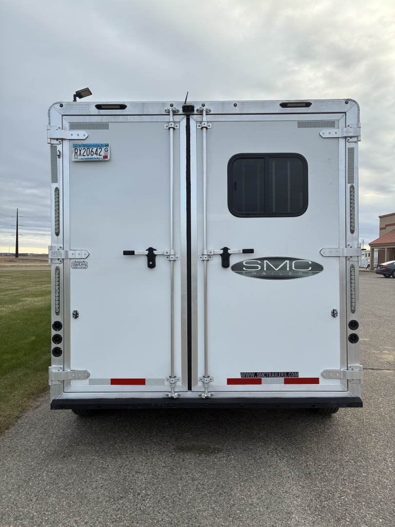 Used 2020 SMC 2H 9' LQ Horse Trailer