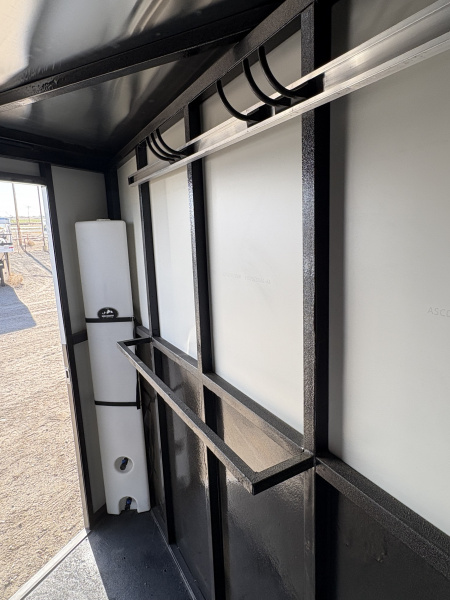 New 2025 Rover Trailers TETON GOOSENECK 3 Horse Trailer