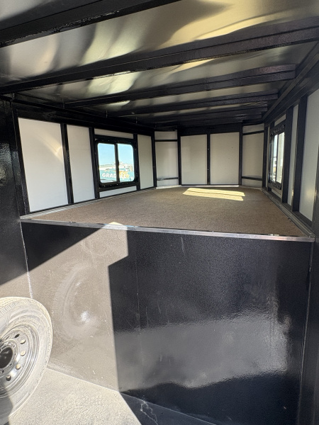New 2025 Rover Trailers TETON GOOSENECK 3 Horse Trailer