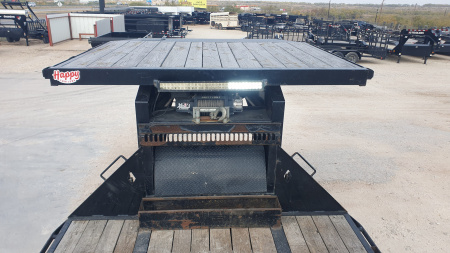 Used 2020 Diamond C 102"x40' GN Flatbed w/ Hyd. Dovetail