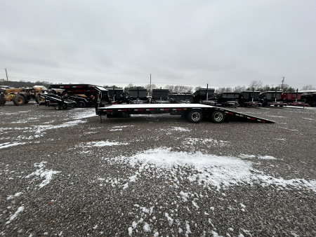New 2026 MAXXD Gooseneck Trailer | 32' x 102' 30K GVWR