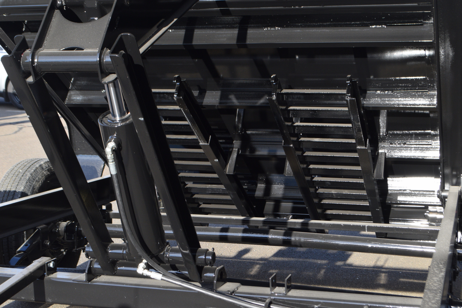 New Punch 6'11" x 14' Scissor Dump Trailer 14K