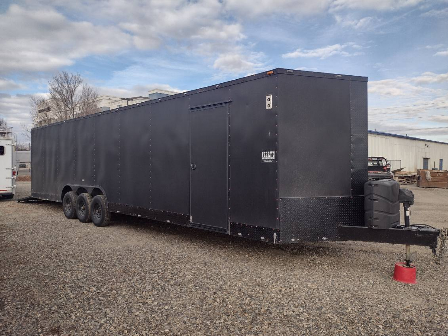 Used 2020 Anvil 36' Enclosed Trailer
