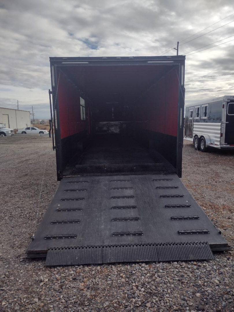 Used 2020 Anvil 36' Enclosed Trailer