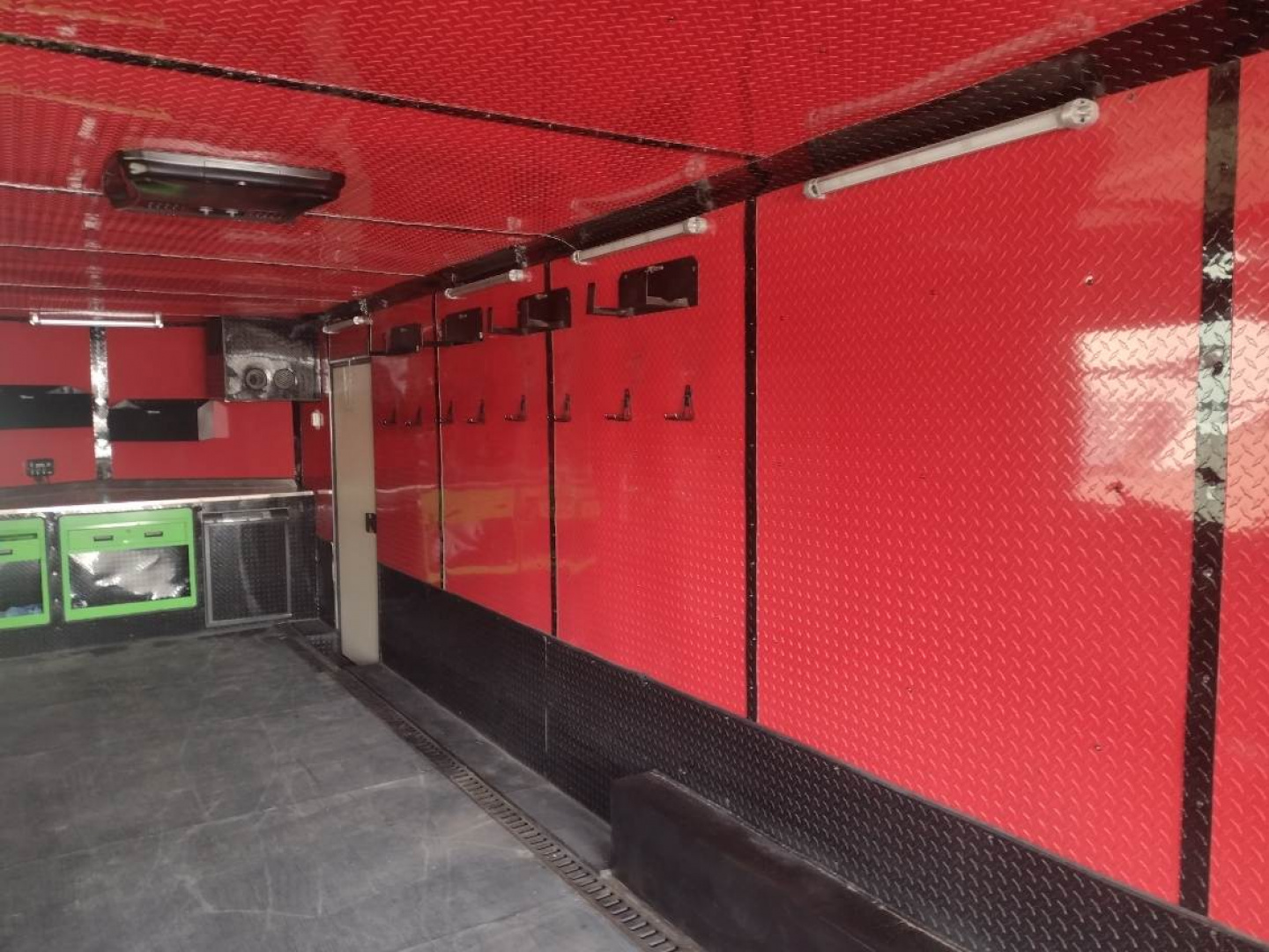 Used 2020 Anvil 36' Enclosed Trailer