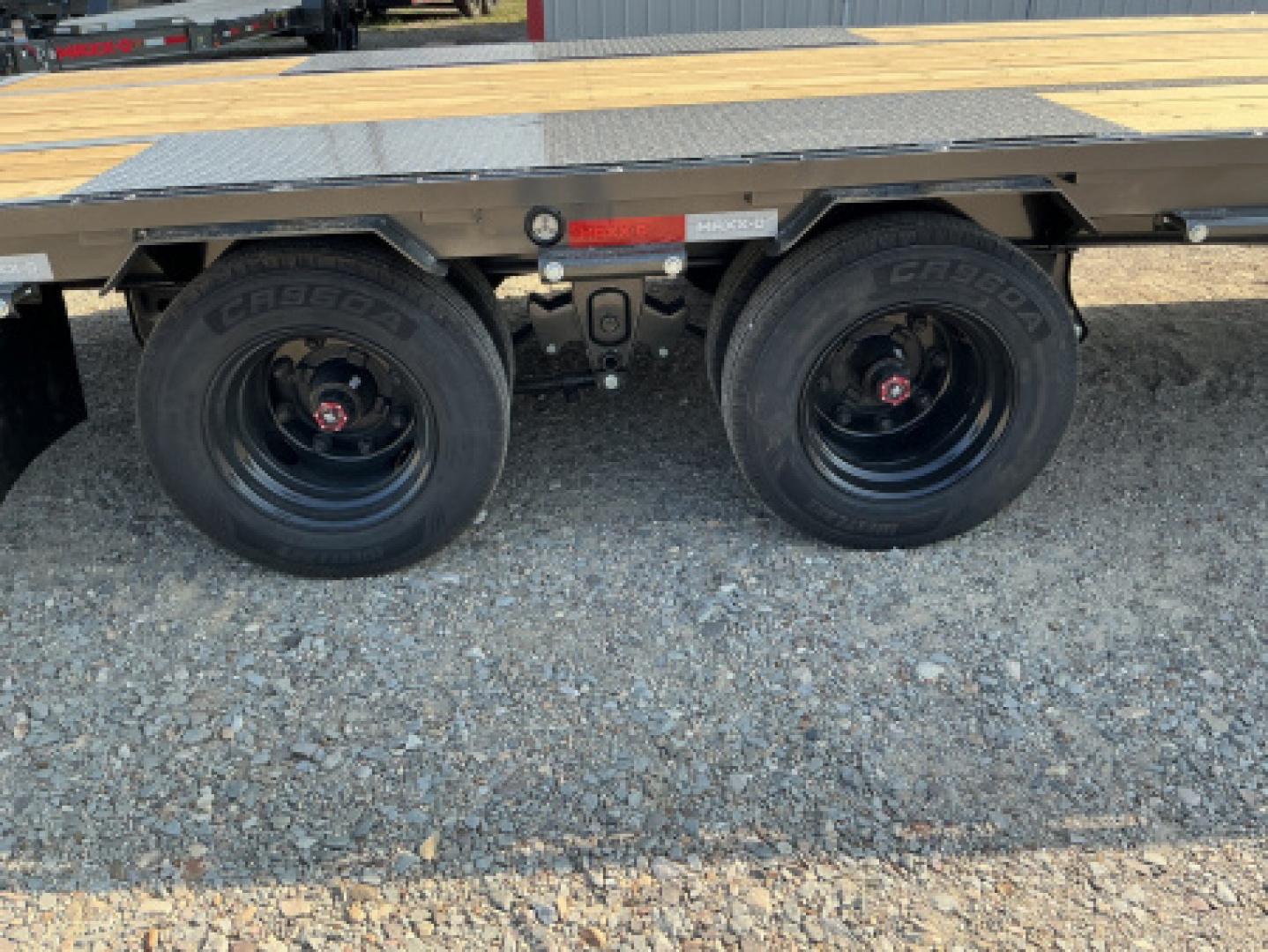 New 2026 MAXX-D 102”x40’ Engineered GN Flatbed – 40K LHX