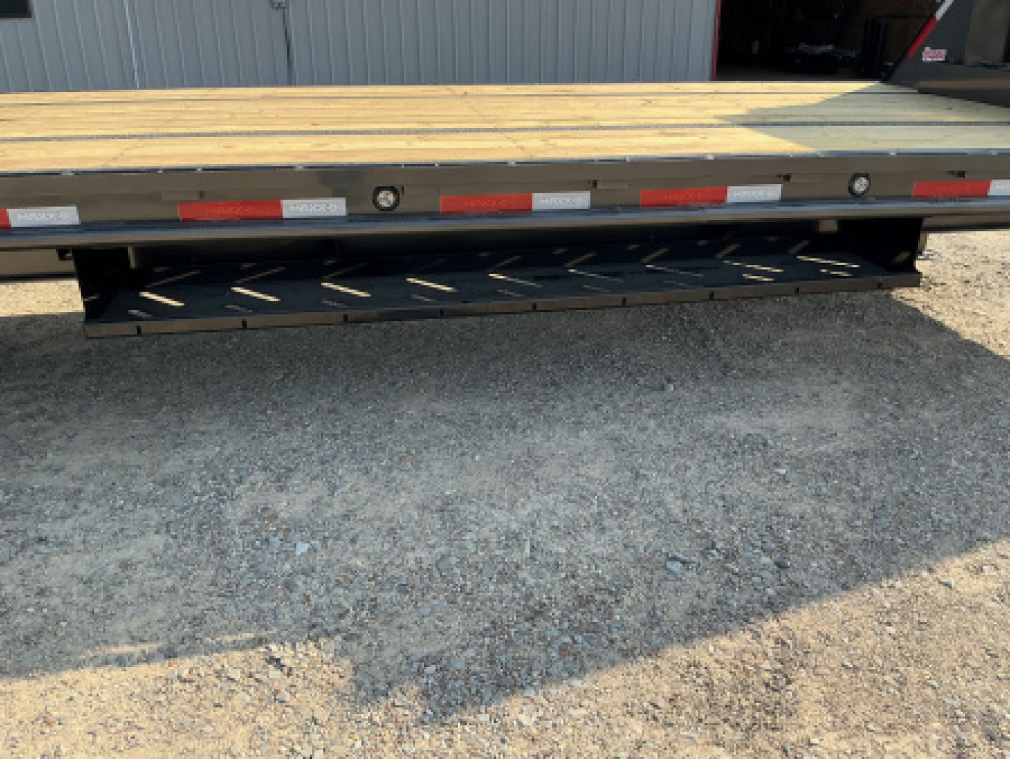 New 2026 MAXX-D 102”x40’ Engineered GN Flatbed – 40K LHX