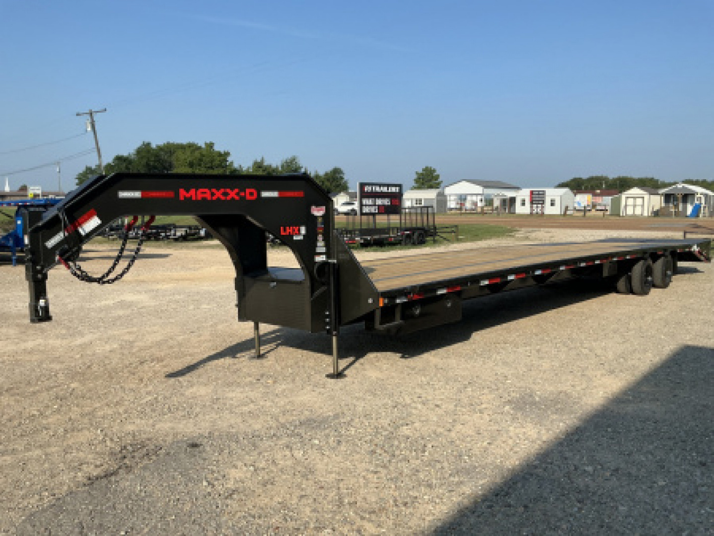 New 2026 MAXX-D 102”x40’ Engineered GN Flatbed – 40K LHX