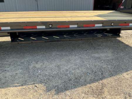 New 2026 MAXX-D 102”x40’ Engineered GN Flatbed – 40K LHX