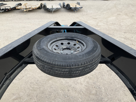 New 2026 PJ 102"x36' GN Low-Pro Flatbed w/ Singles - LS