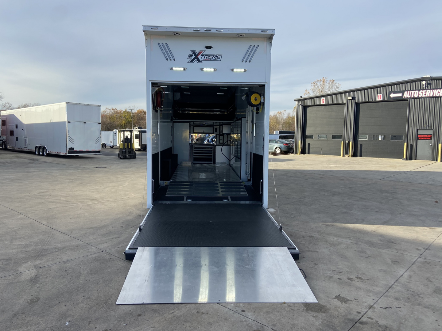 Used 2025 United 3 Car Stacker 34'