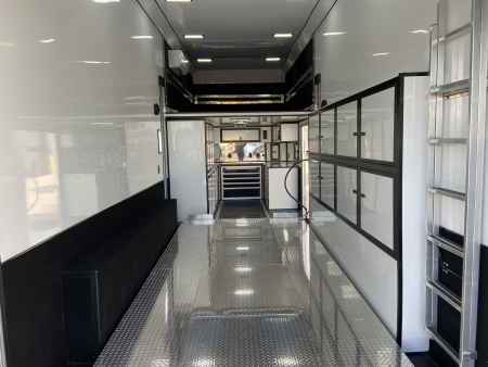 Used 2025 United 3 Car Stacker 34'