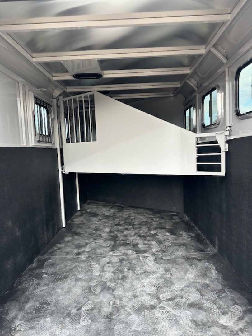 New 2026 Trails West 3 Horse Adventure