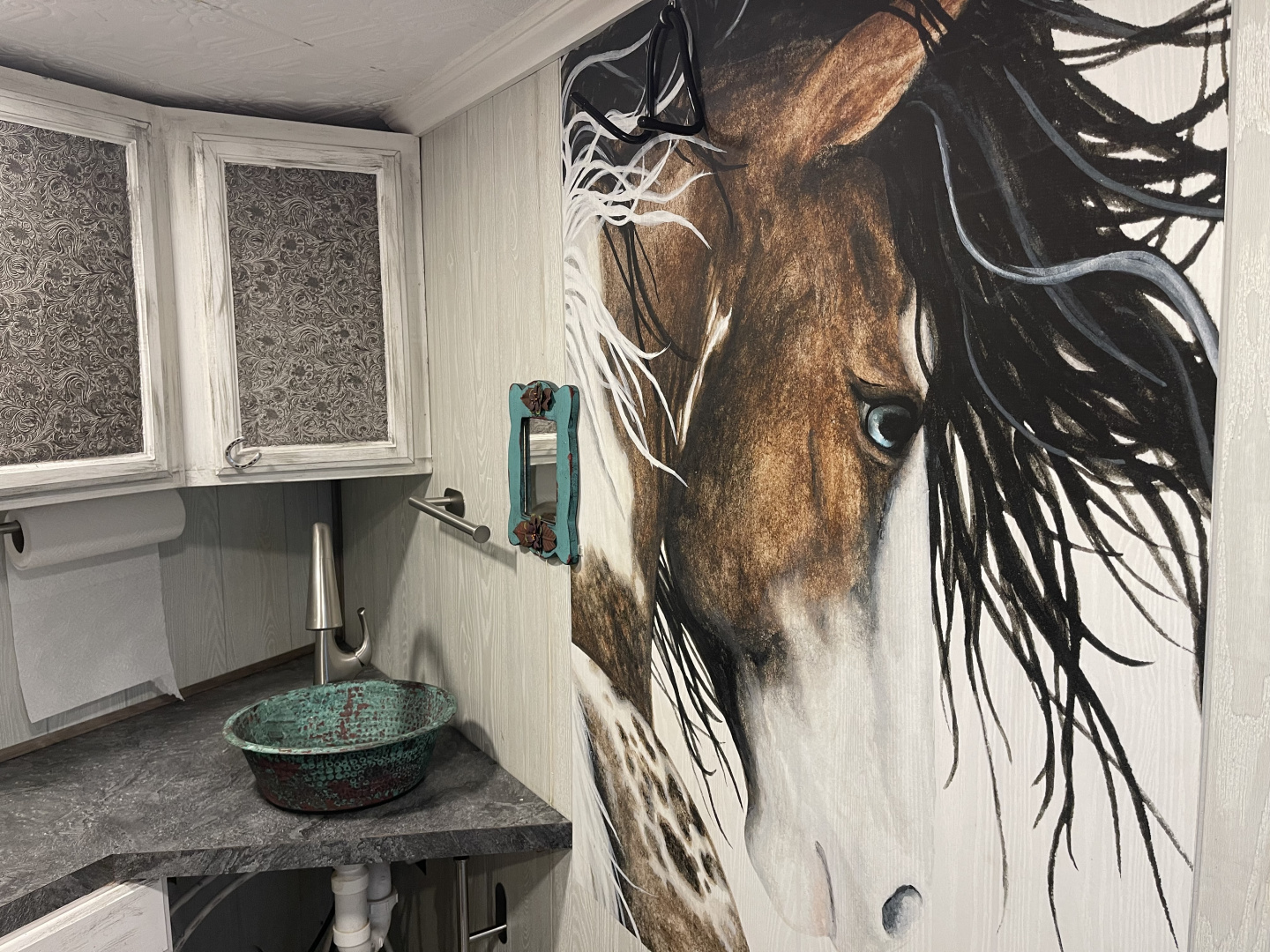 Used 2007 Sundowner SUNLITE 727 Horse Trailer