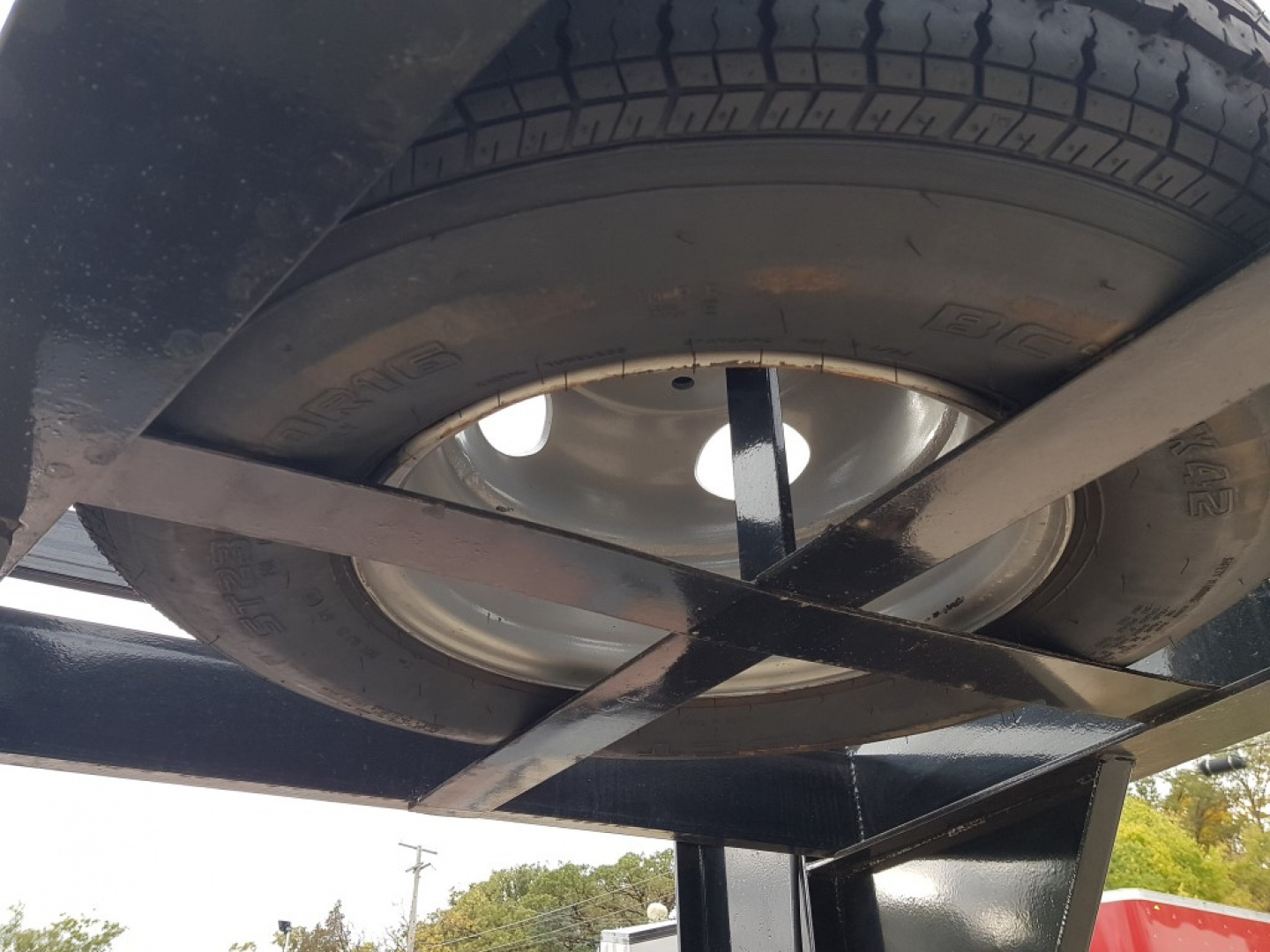 Used 2014 Load Max Gooseneck 102x30 Hydraulic Beaver tail 20K Deckover Trailer