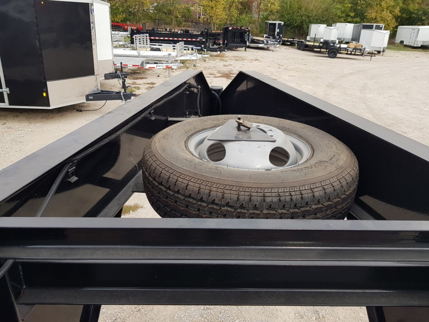 Used 2014 Load Max Gooseneck 102x30 Hydraulic Beaver tail 20K Deckover Trailer