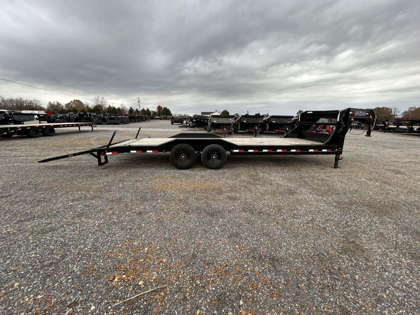 Used 2022 Load Trail 102"X24' Gooseneck Car Hauler