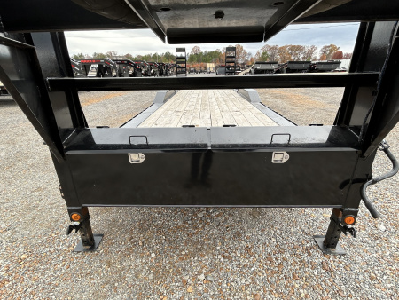 Used 2022 Load Trail 102"X24' Gooseneck Car Hauler