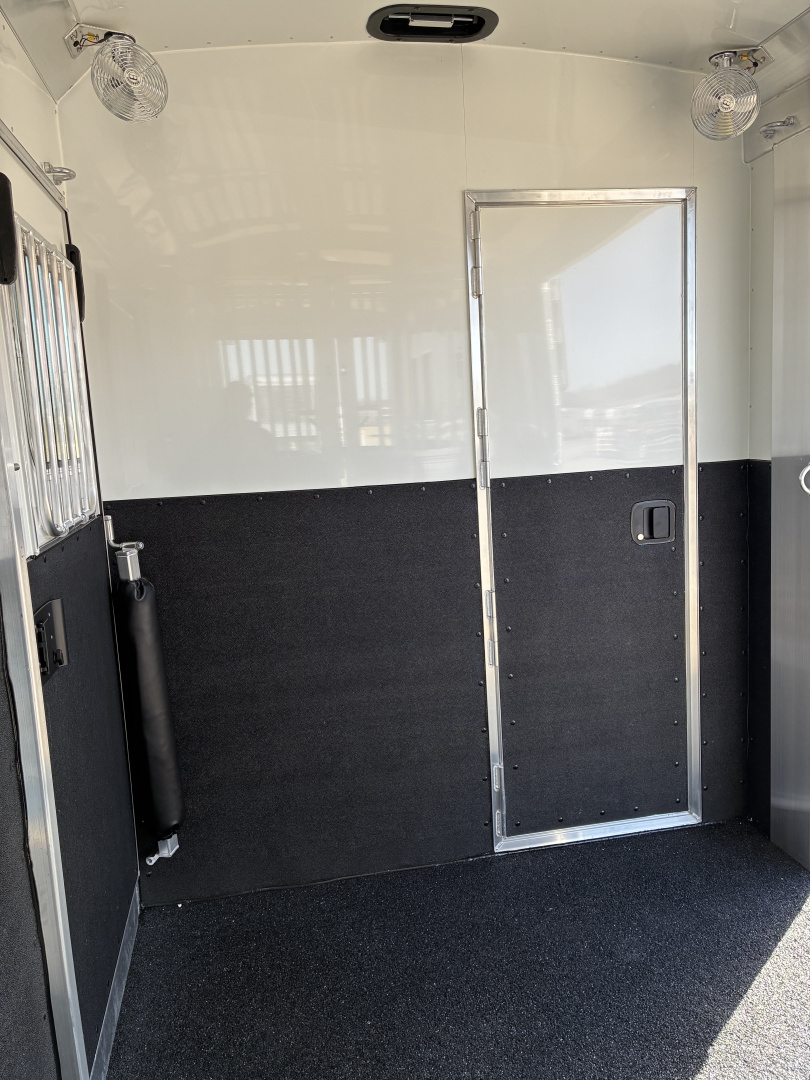 New 2027 4-Star 2 + 1 Horse Trailer