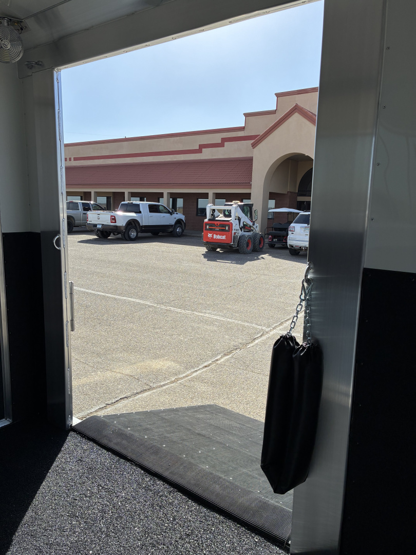 New 2027 4-Star 2 + 1 Horse Trailer