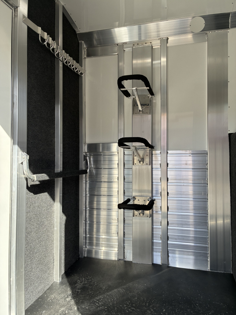 New 2027 4-Star 2 + 1 Horse Trailer