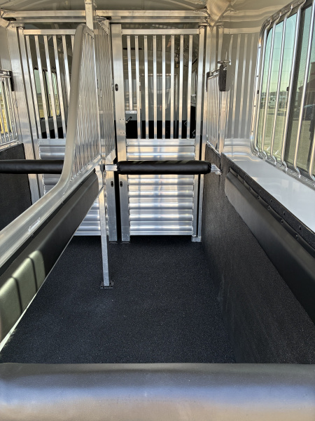 New 2027 4-Star 2 + 1 Horse Trailer