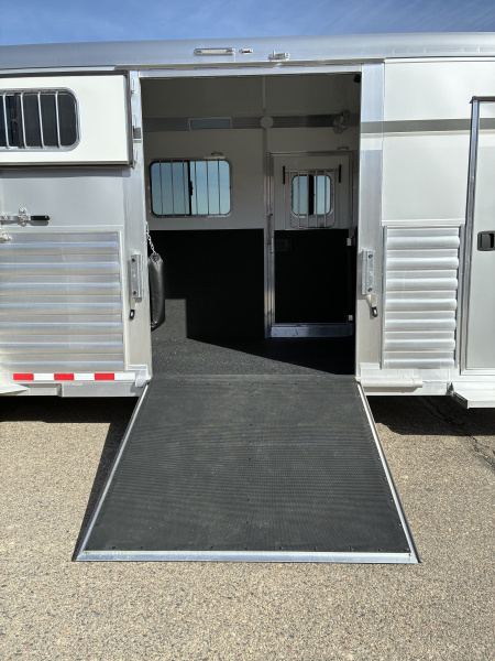 New 2027 4-Star 2 + 1 Horse Trailer