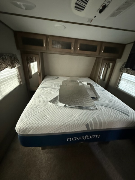 Used 2019 Keystone RV SPRINTER - CAMPFIRE Fifth Wheel