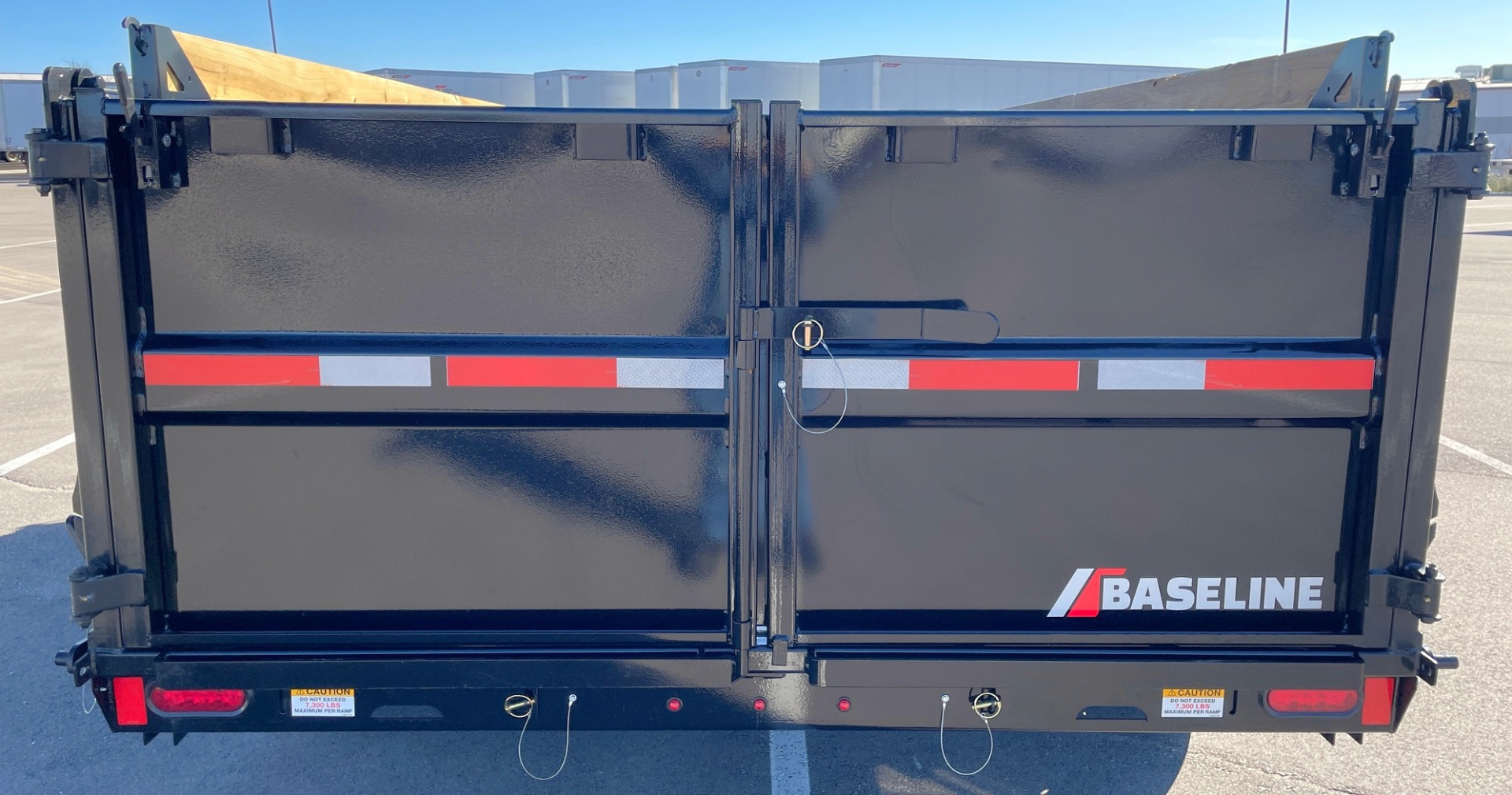 New Diamond C Baseline 14' HDU-207 Dump Trailer -14K GVWR, 36" Sides, Spare Tire, 14ply Tires