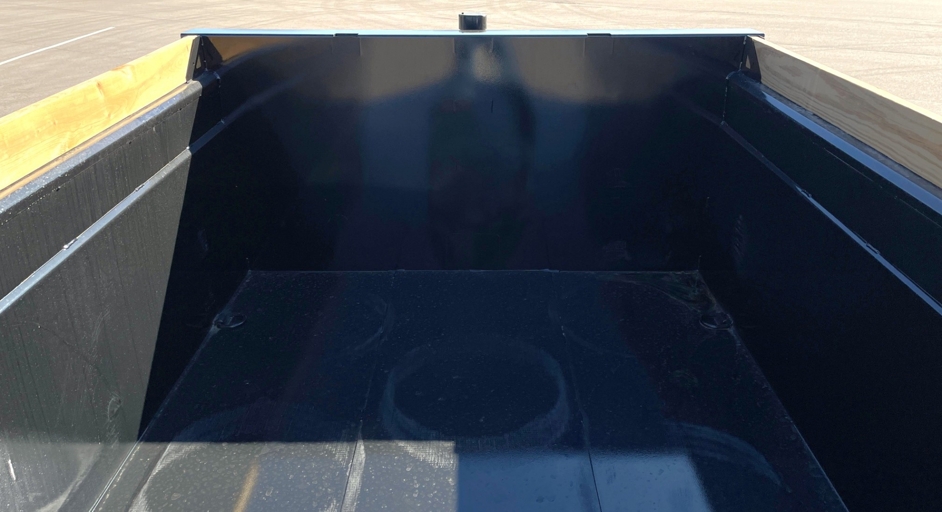 New Diamond C Baseline 14' HDU-207 Dump Trailer -14K GVWR, 36" Sides, Spare Tire, 14ply Tires