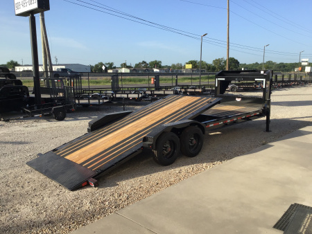 New 2026 Diamond C 82"x24' GN Hydraulically Dampened Tilt - HDT-GN210 Pacesetter Edition