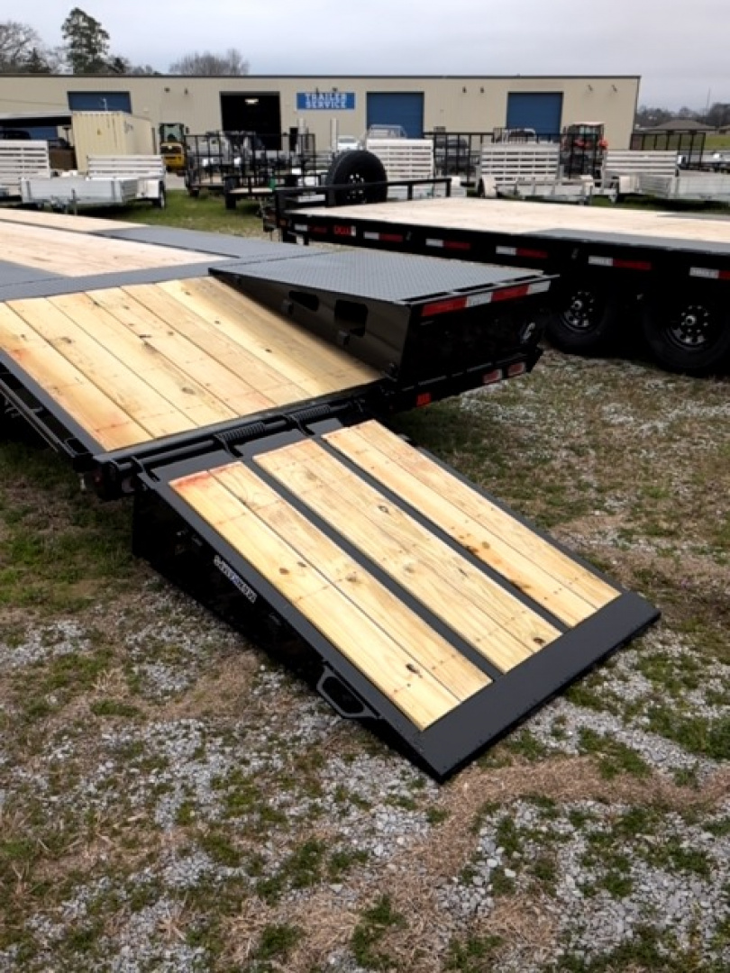 New 2026 Diamond C Trailers PX210 Deckover Trailer